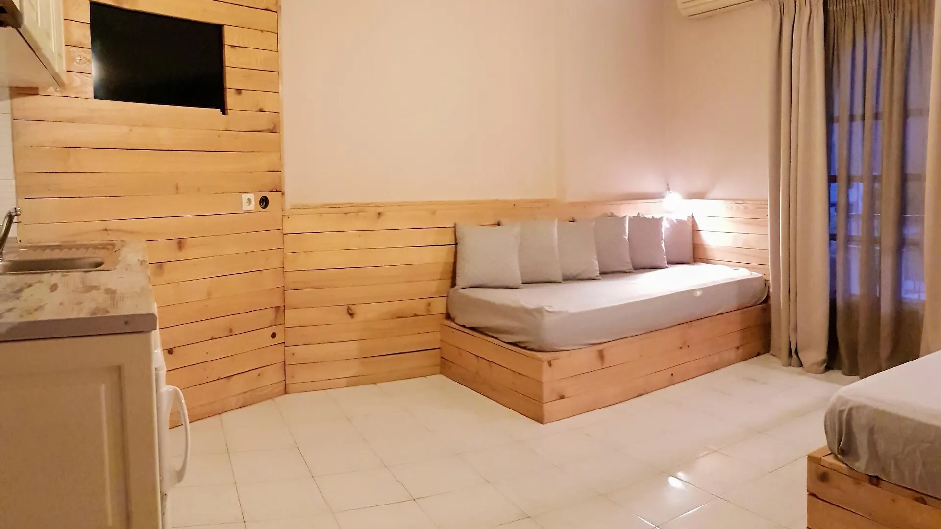 Anemos Hotel Полихроно Апарт-отель